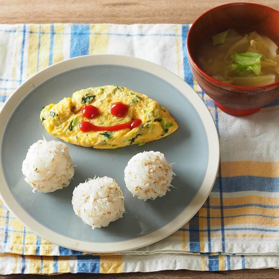 幼児の朝ごはん、量はどのくらい？なにを食べさせる？時短ワザは？そんな悩みをズバッと解決！【献立実例付き】