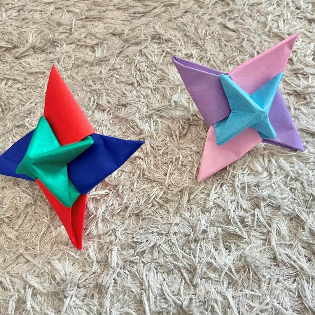折り紙なのに高速スピンする！冬のおうち時間におすすめ「折り紙コマ」の作り方