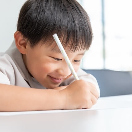 宿題はなぜ必要なの？メリットや宿題嫌いの子をやる気にさせるコツを解説		