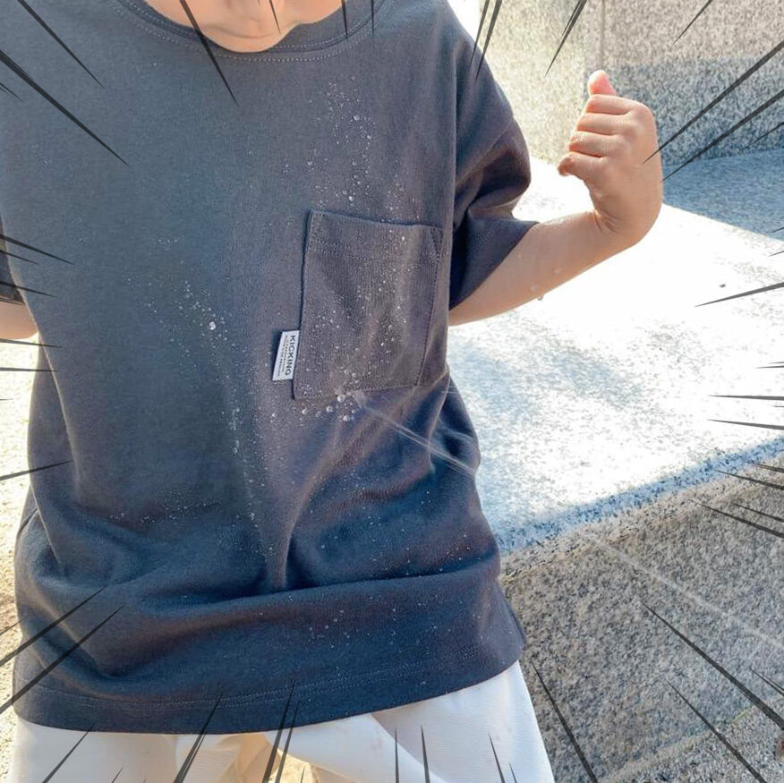 話題の【濡れないTシャツ】の優秀さに大感激♪水鉄砲で水をかけあってもノーダメージ！この夏大活躍の予感しかない♡