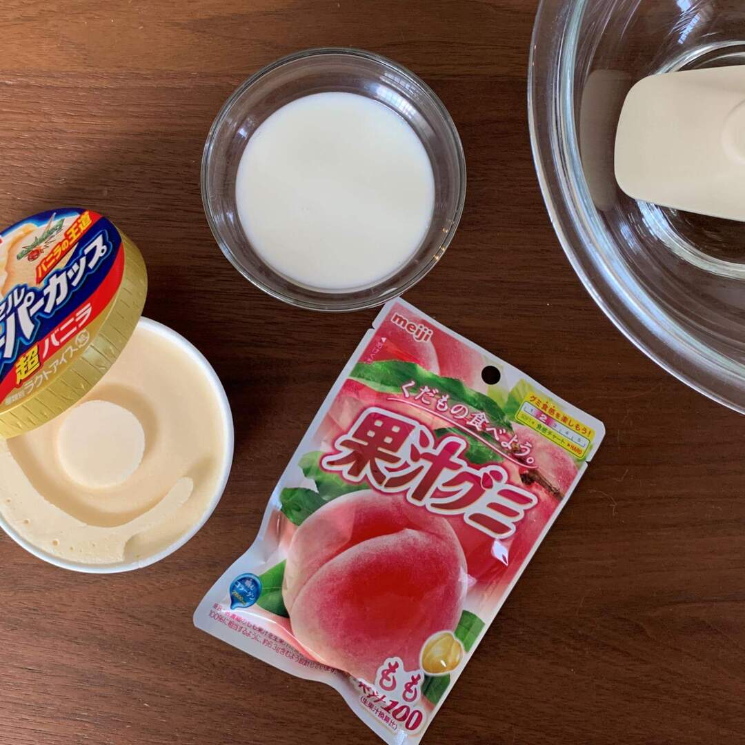 【超おいしい】グミ×バニラアイスで「超濃厚ムース」ができる！最高すぎてひと口食べた子どもの目の色が変わった！！