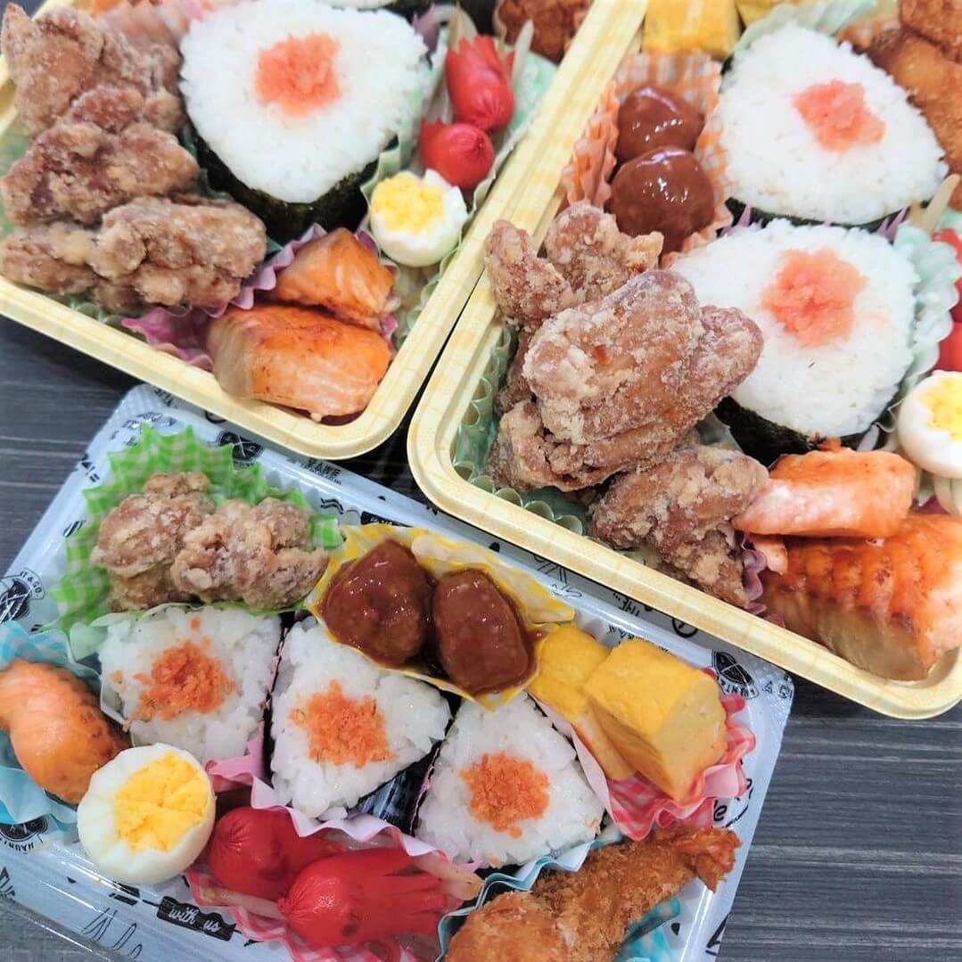 お弁当どうしよ～！まわりの目も気になる【おやこ遠足弁当】何を入れる？どう詰める？
