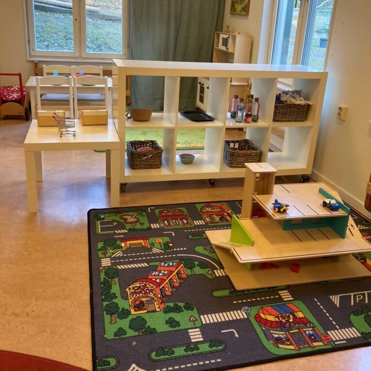 日本の子育ても環境も素晴らしいと自信を持って！海外事情などの情報に振り回されず「軸」をもった子育てを