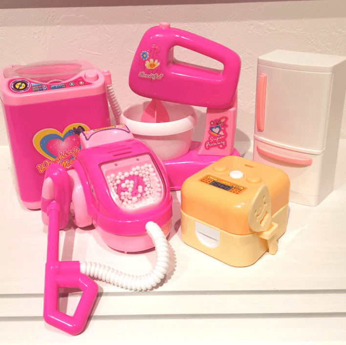 【ダイソー＆セリア】100均の「白物家電おもちゃ」のクオリティすごすぎ！子どもが長く遊んだベスト５を大公開